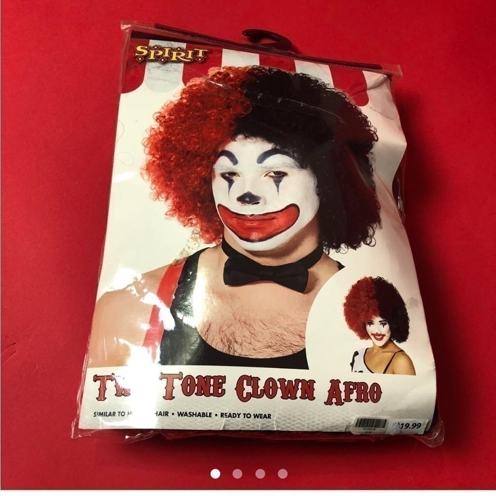 Half and half black and red clown wig. 🖤♥️